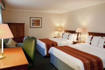 Holiday Inn Tong  ภายนอก รูปภาพ